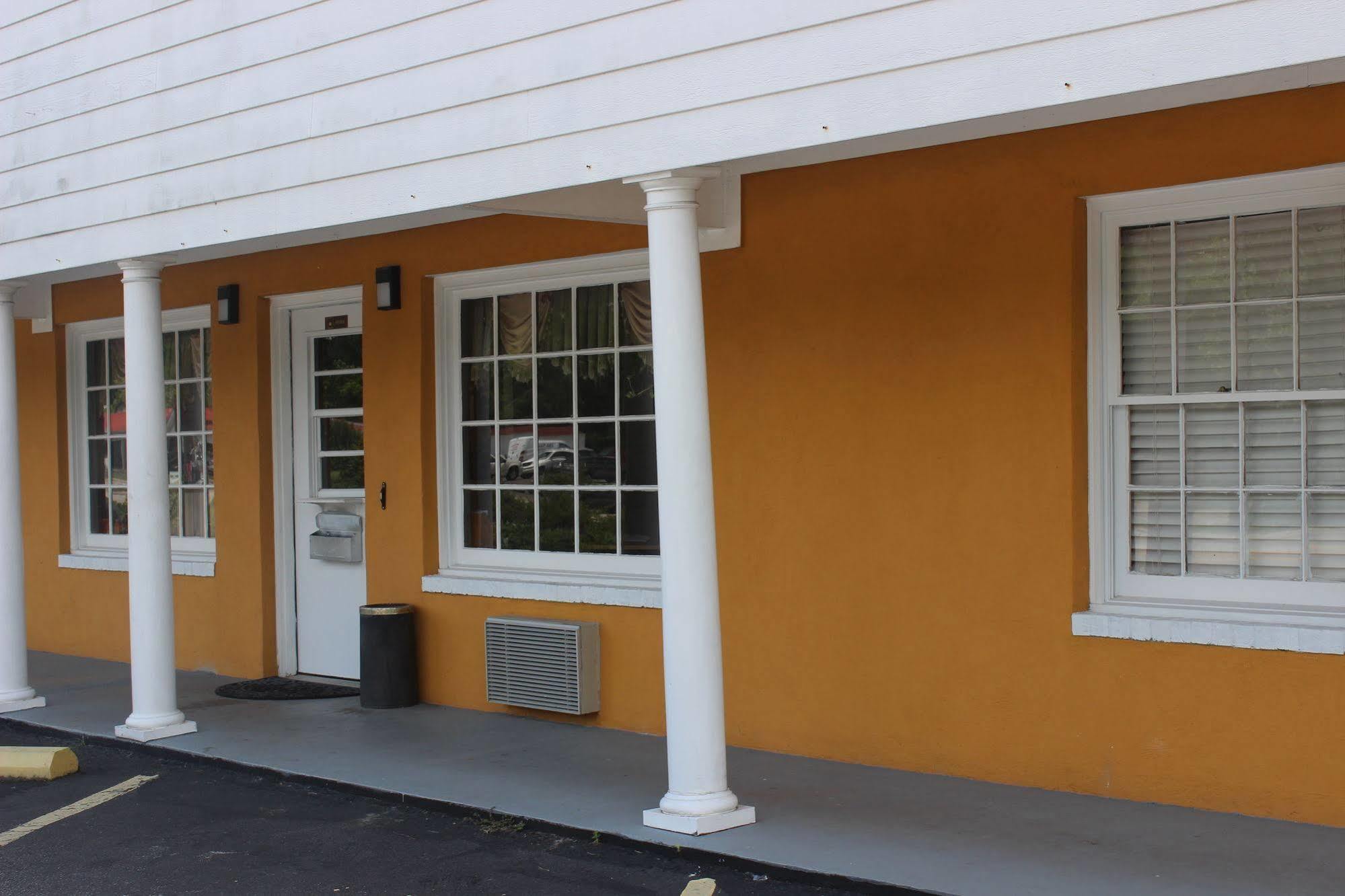 Carolina Lodge Walterboro Exterior foto
